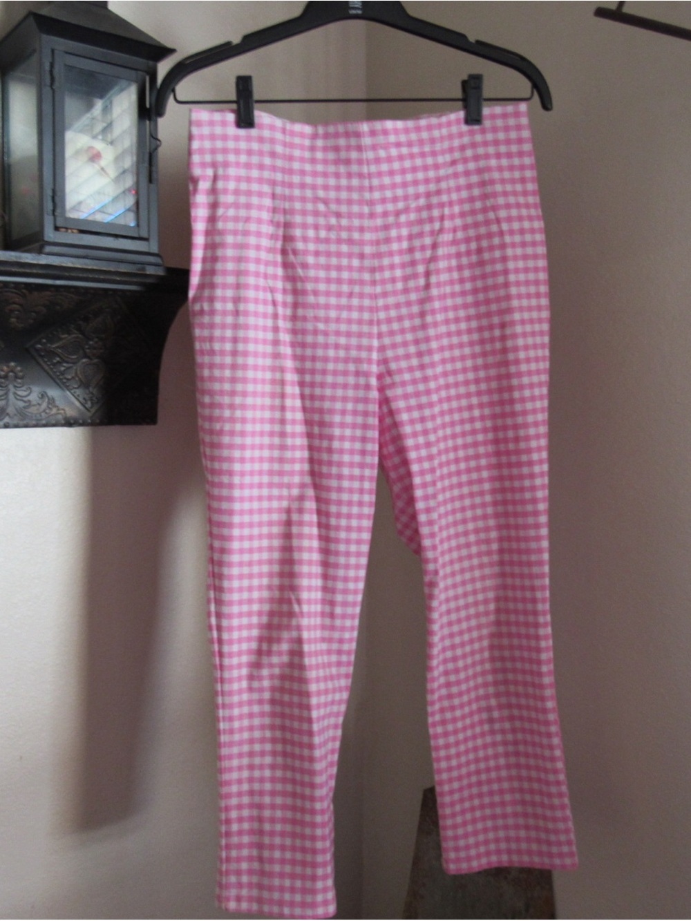 Hell Bunny Women's Pink Gingham Cigarette Capris
